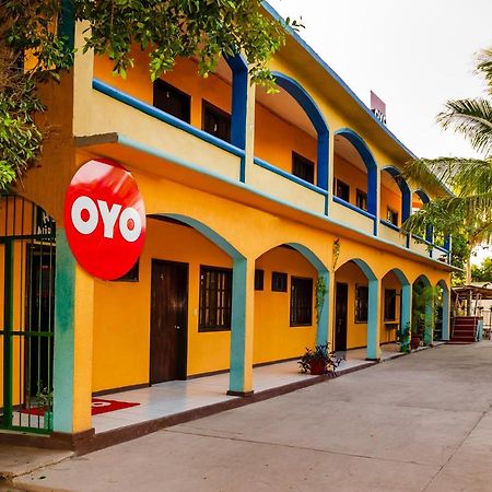 Oyo Hotel Miramar, Loreto Loreto  Eksteriør billede